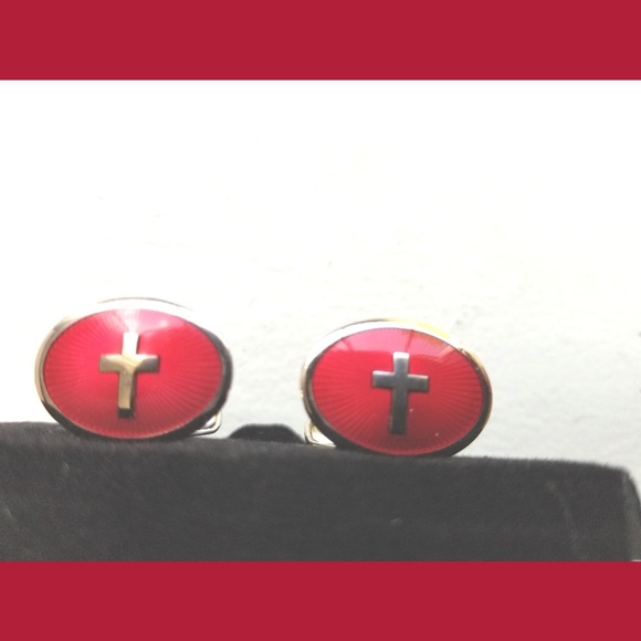 Red Cross Cuff Links in box - Picture 2 of 5